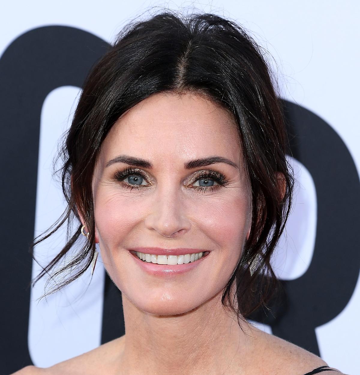 Courteney Cox, 57, pratar om åldrande och inser att ”jag ser faktiskt väldigt konstig ut med injektionerna”