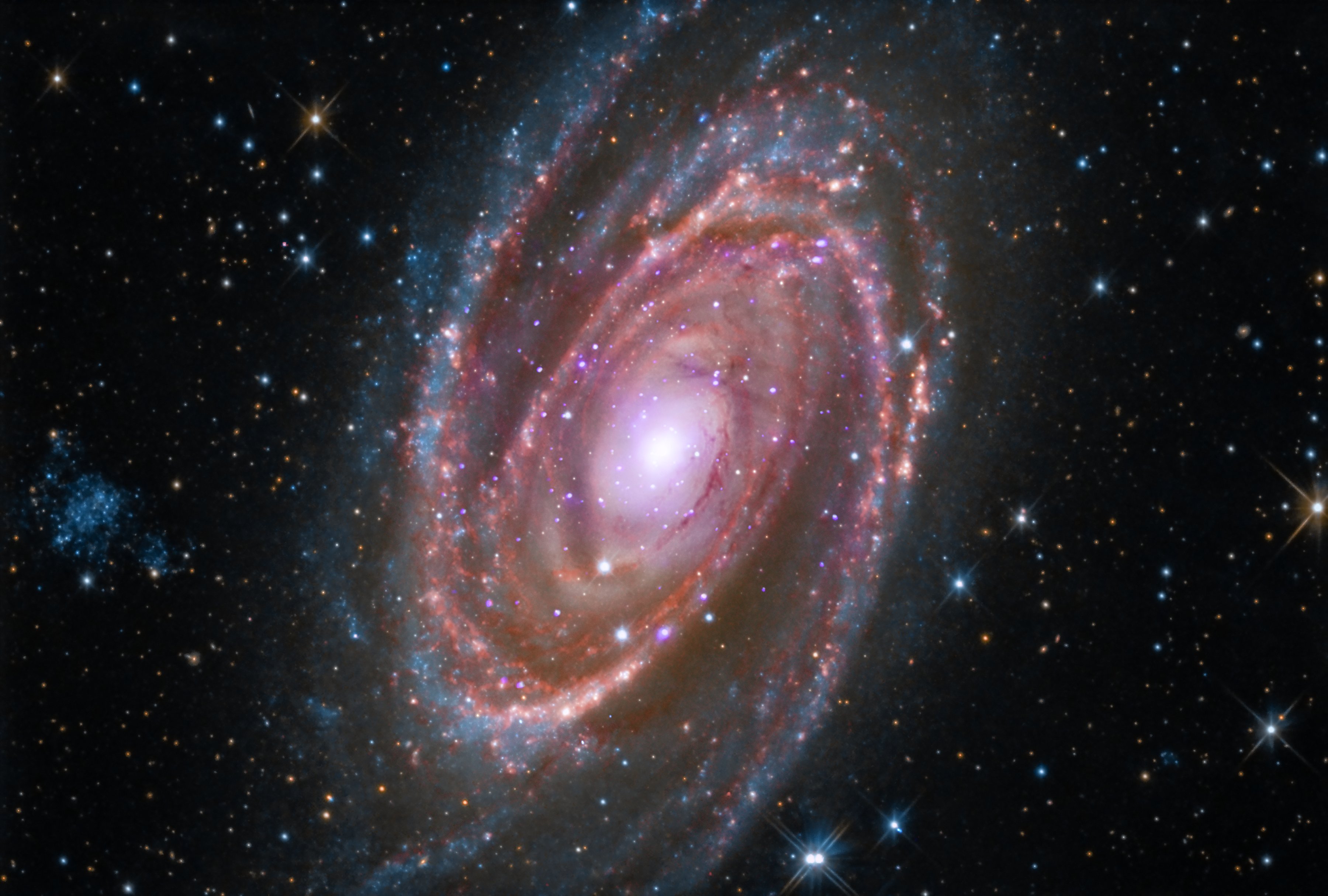 Spiralgalaxen M81 ligger cirka 12 miljoner ljusår från jorden.