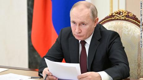 Sanktioner kommer att sätta fästningen av Rysslands ekonomi på spel